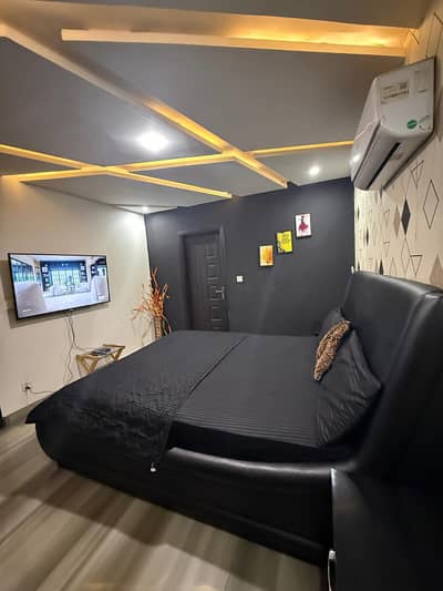 DAILY BASIS ONE BEDROOM FURNISHED APARTMENT FOR RENT IN IQBAL BLOCK BAHRIA TOWN LAHORE