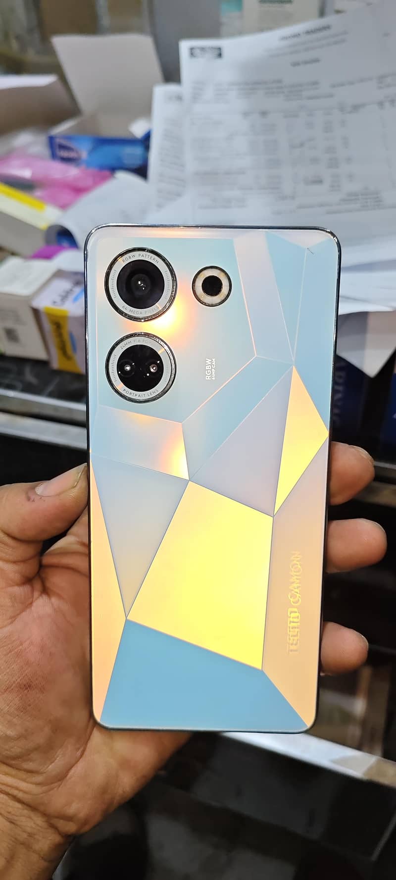 Tecno CAMON 20 0