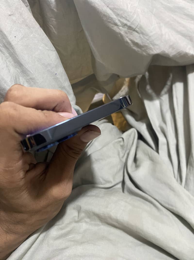 Apple iPhone 12 Pro Max 6