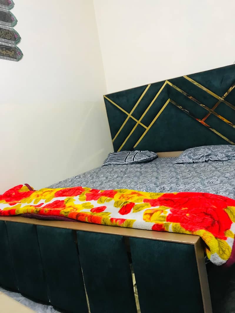 king size bed 1