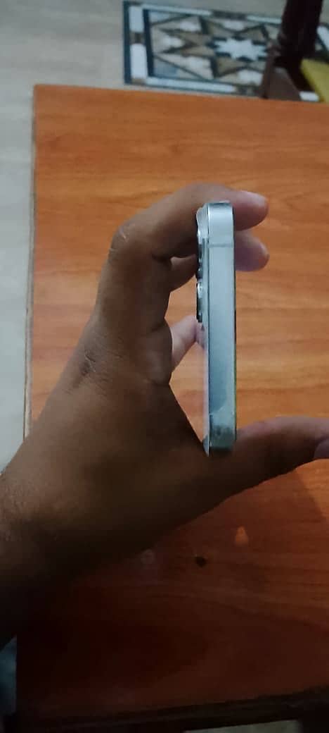 Apple iPhone 12 Pro Max 3