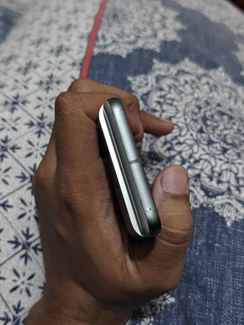 Google Pixel 8 1