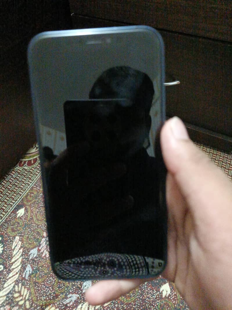 Apple iPhone 15 Pro 1