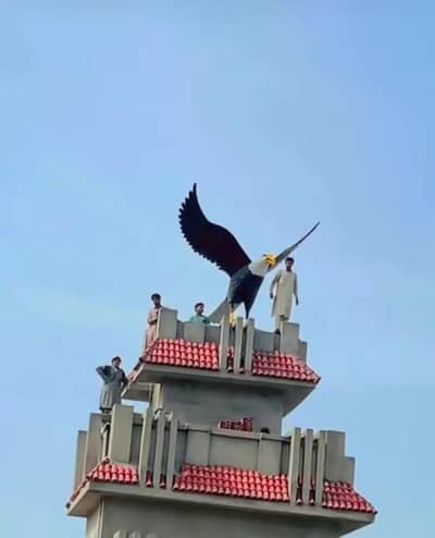 fiberglass eagle statue