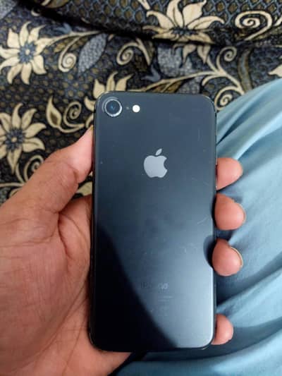 Apple iPhone 8