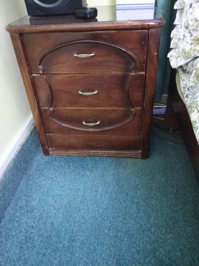 Bedroom set for sale