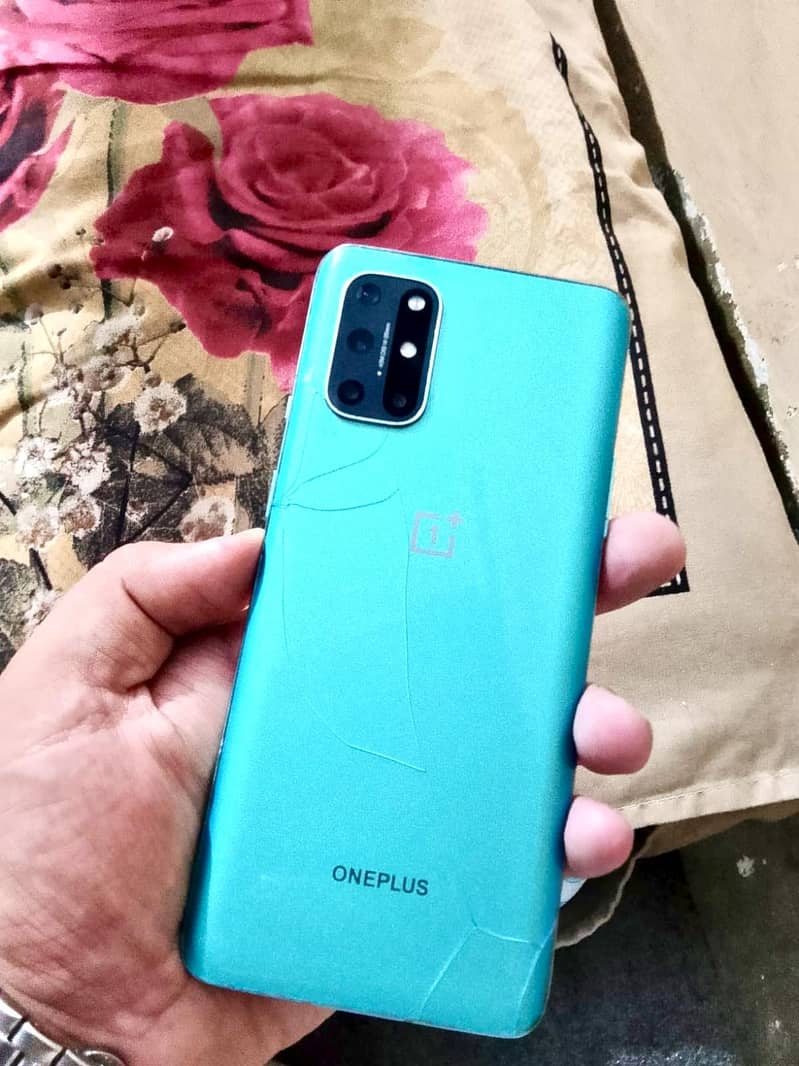 One Plus 8T 0