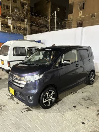 Nissan Dayz Highway Star 2013