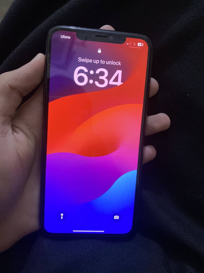 Apple iPhone 11 Pro Max 0