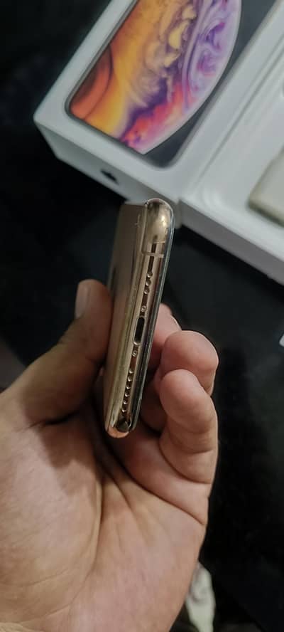 Apple iPhone XS