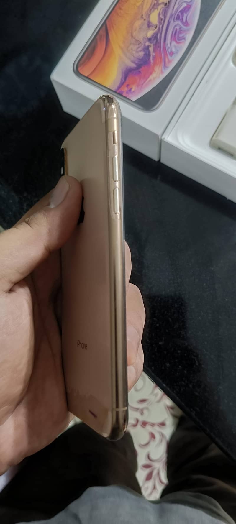 Apple iPhone XS 1