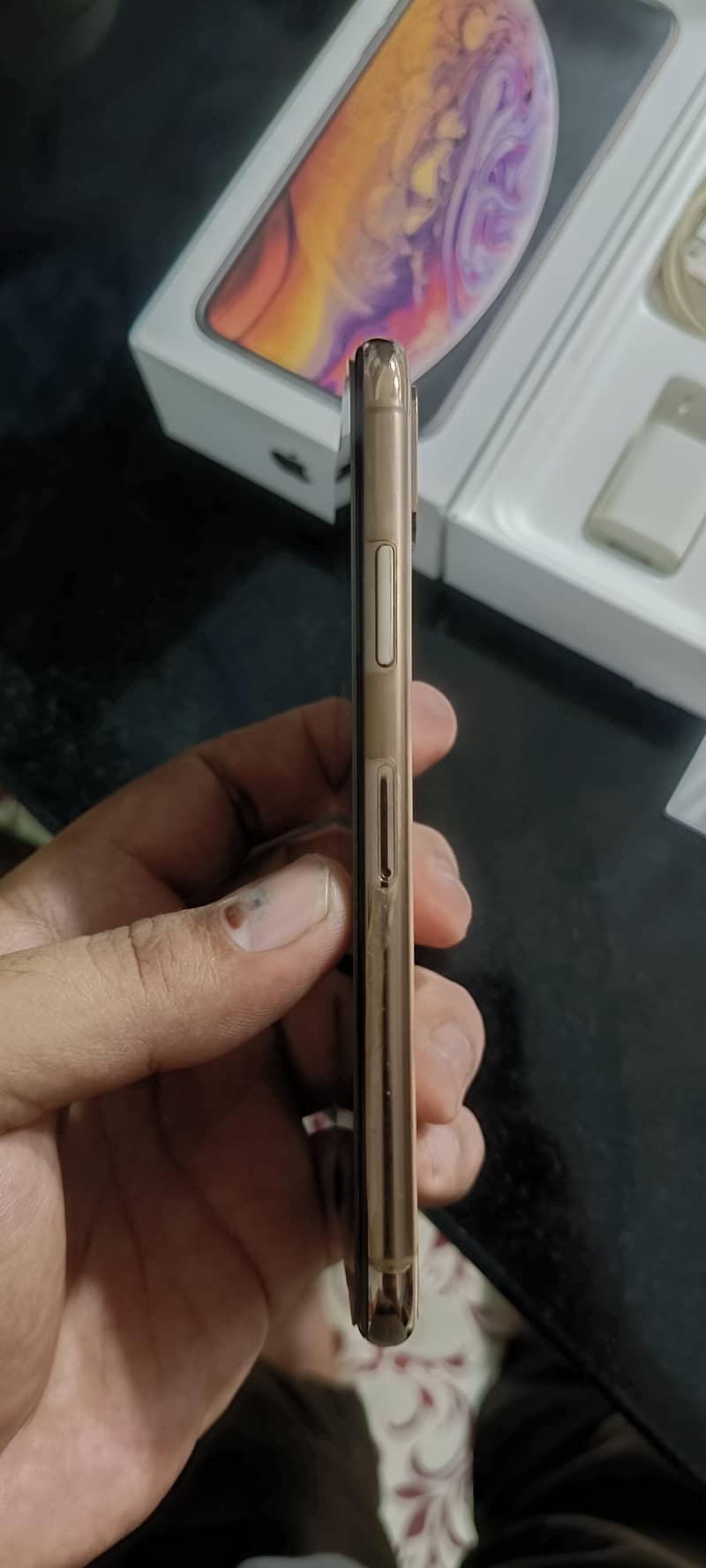 Apple iPhone XS 3