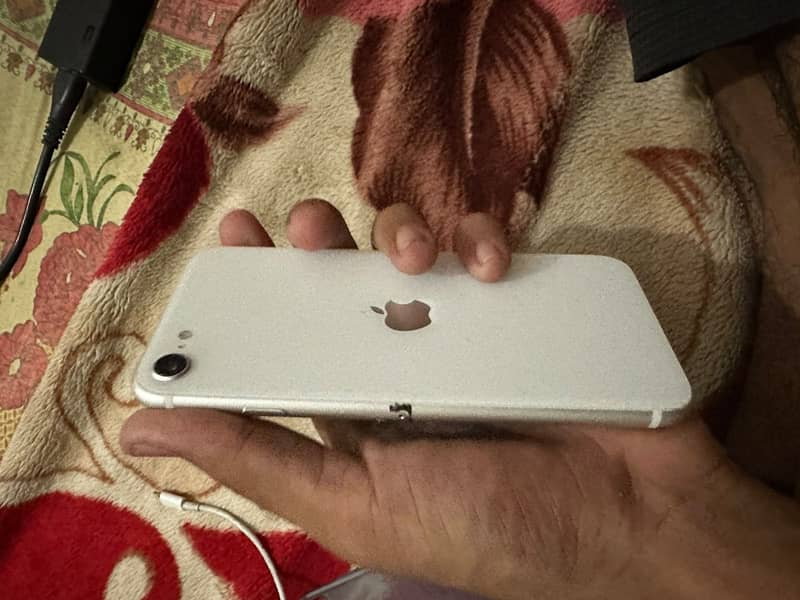Apple iPhone SE 2