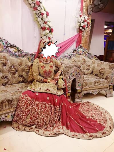 Beautiful Bridal Lehnga for Sale – Excellent Condition