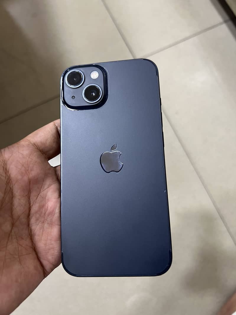 Apple iPhone 13 2