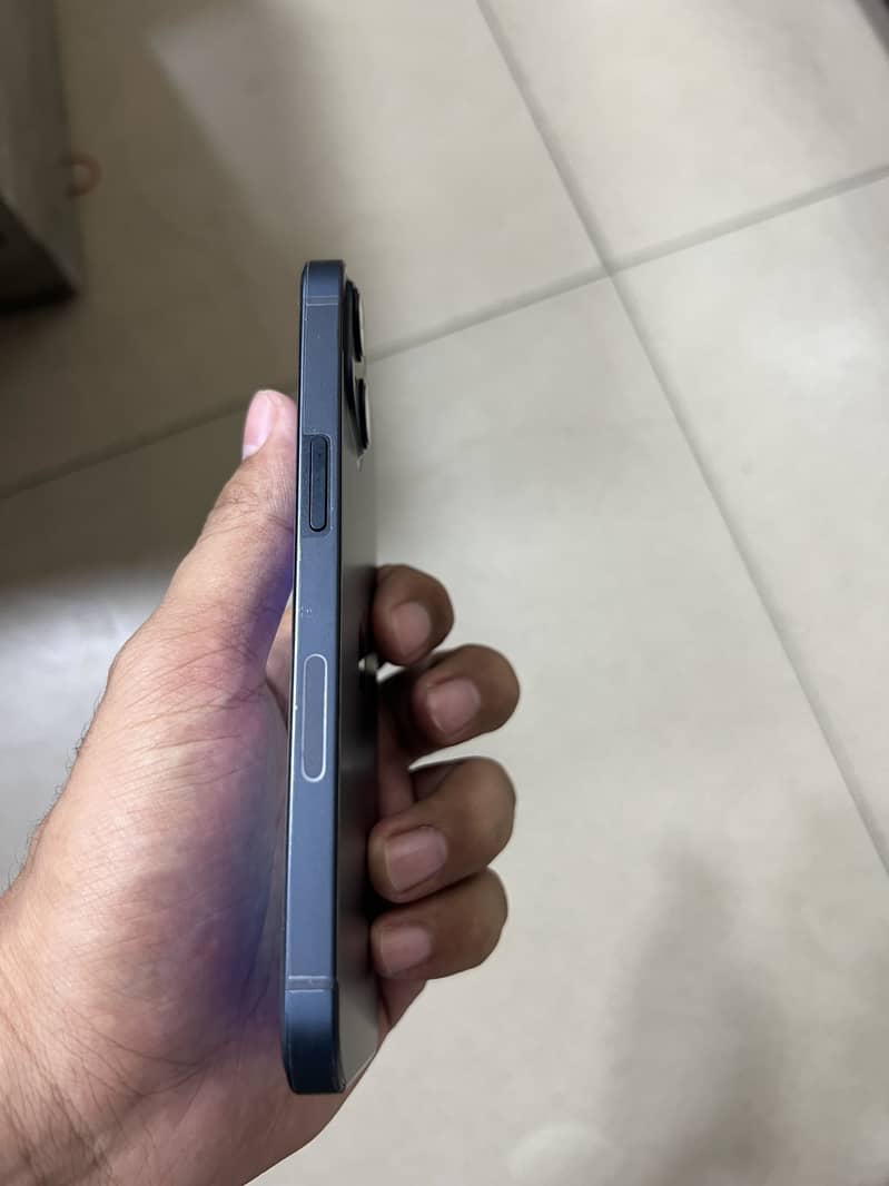 Apple iPhone 13 3