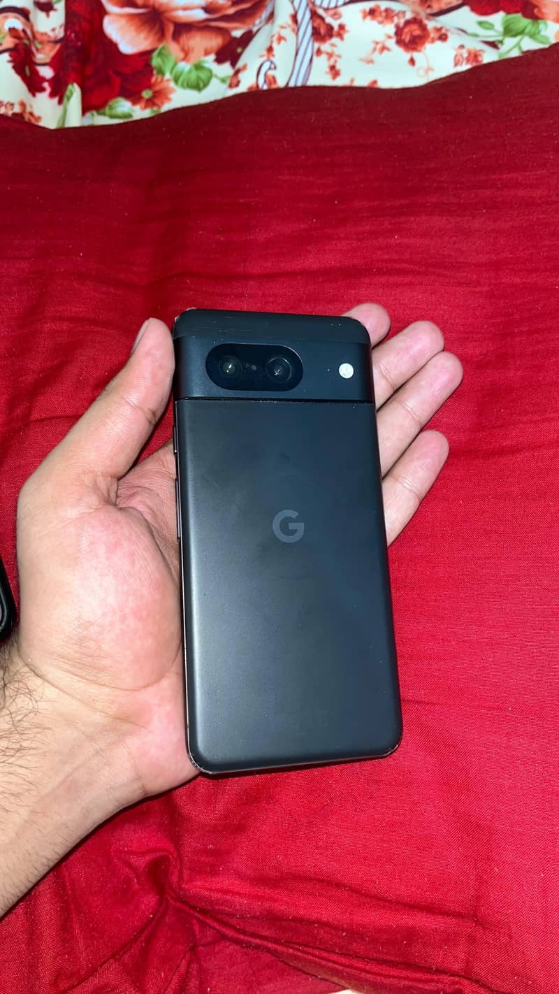 Google Pixel 8 1