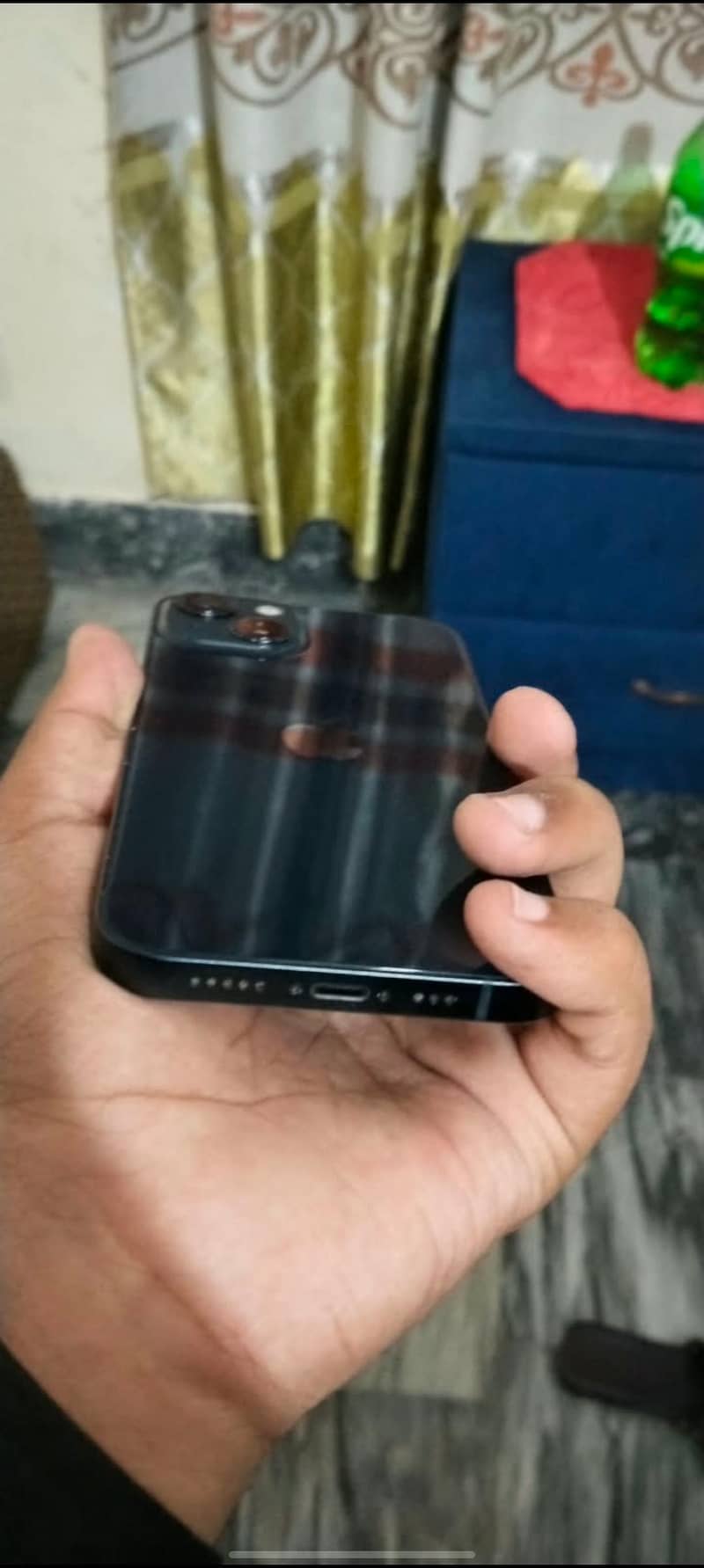 Apple iPhone 13 3