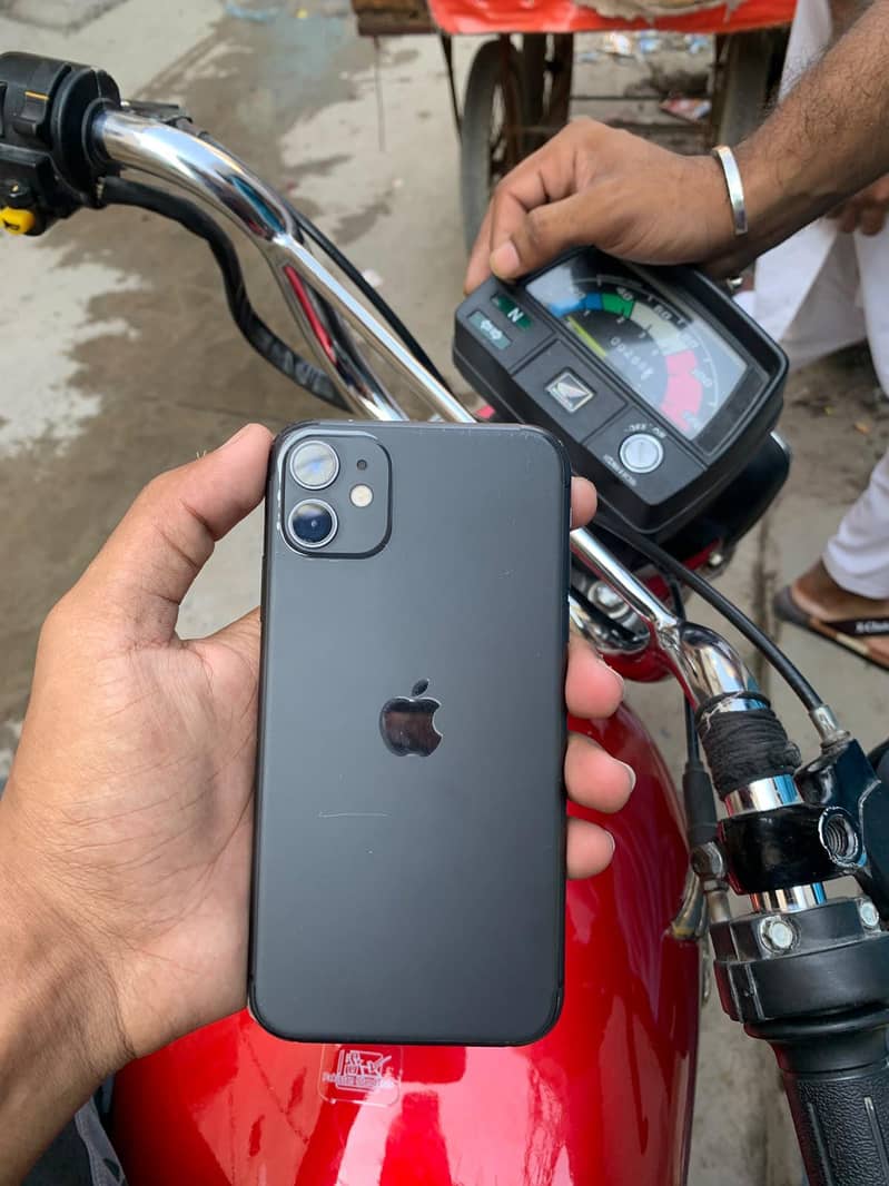 Apple iPhone 11 1