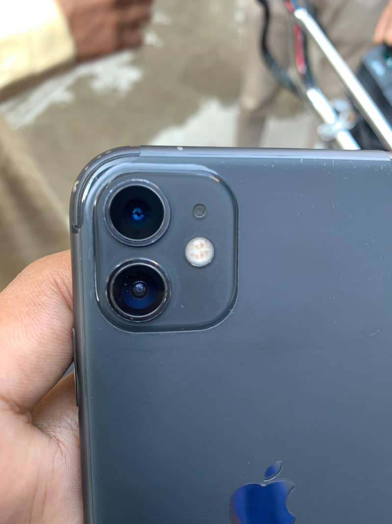 Apple iPhone 11 2