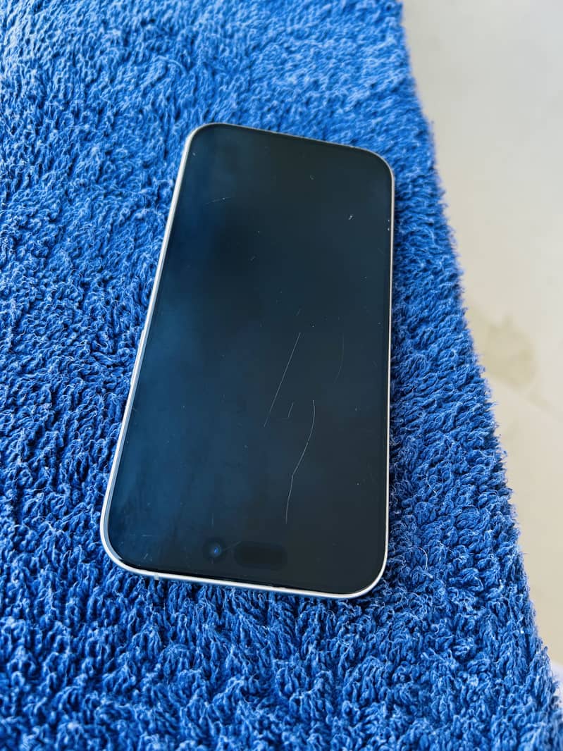 Apple iPhone 15 Pro 1