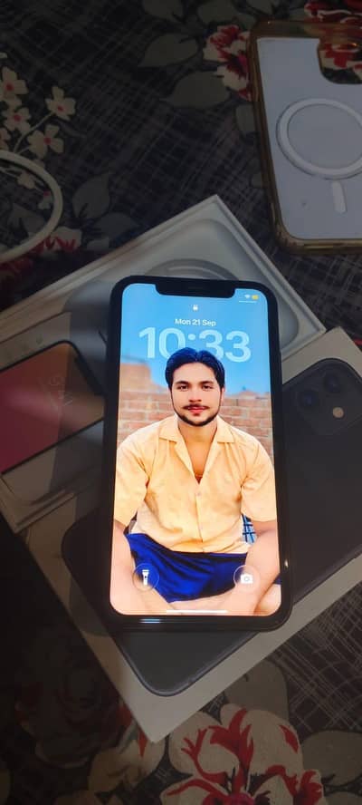 Apple iPhone 11