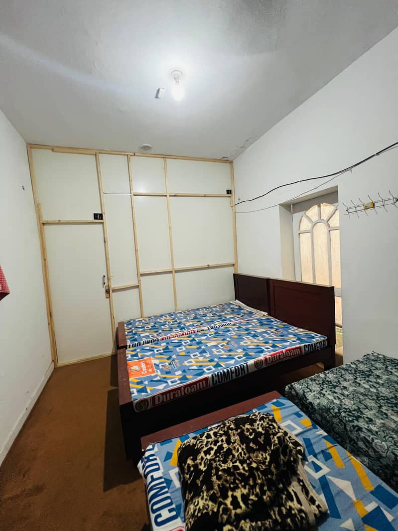 single bed only 1