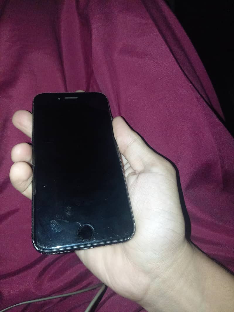Apple iPhone 8 2