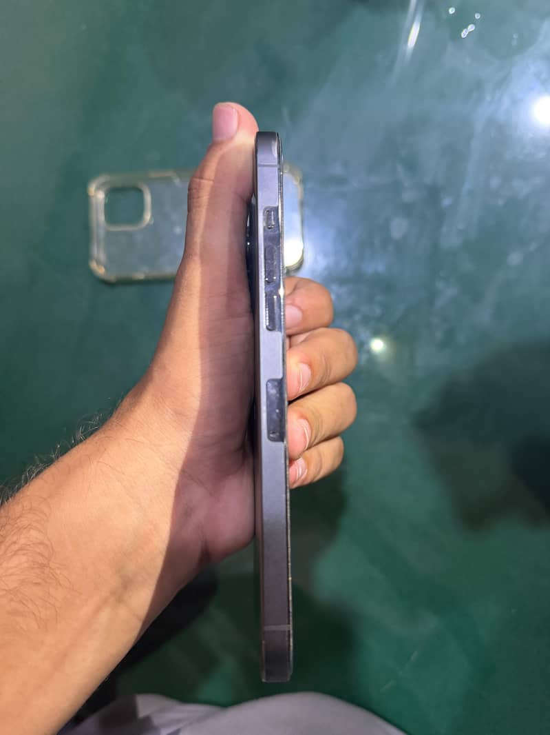 Apple iPhone 12 Pro Max 6