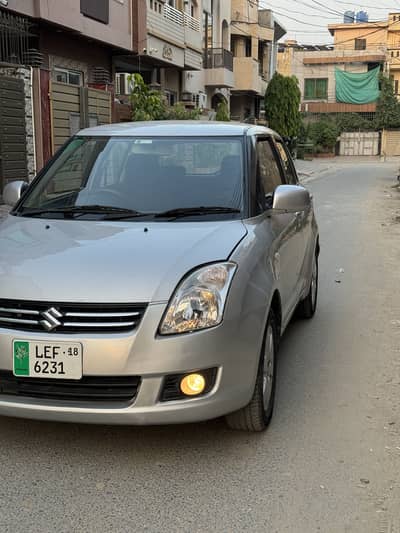 Suzuki Swift 2018 Dlx
