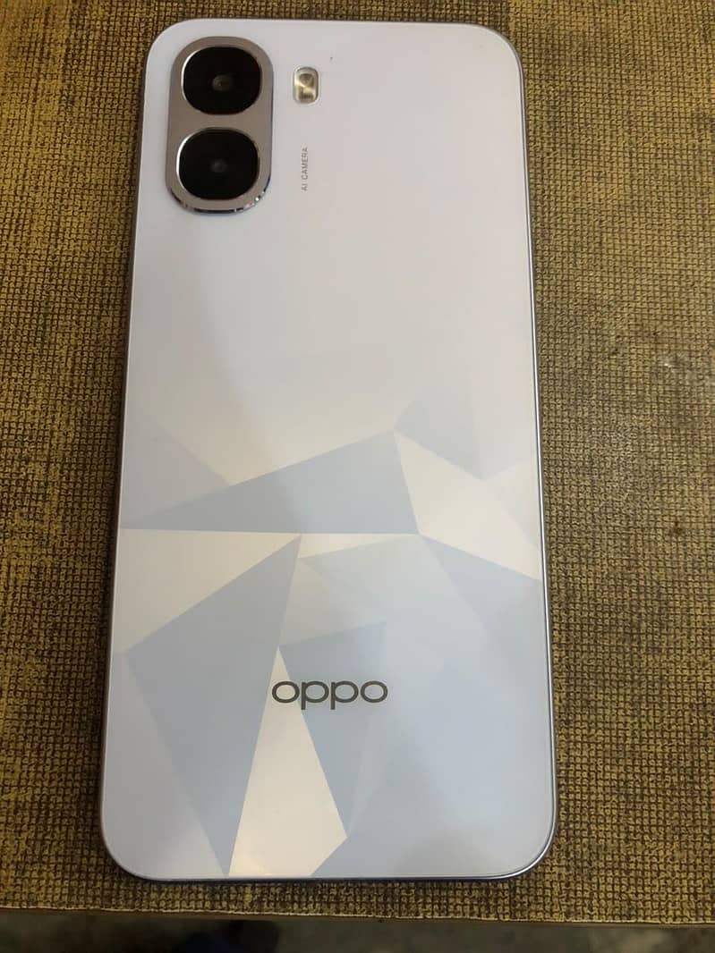 OPPO A6k 1
