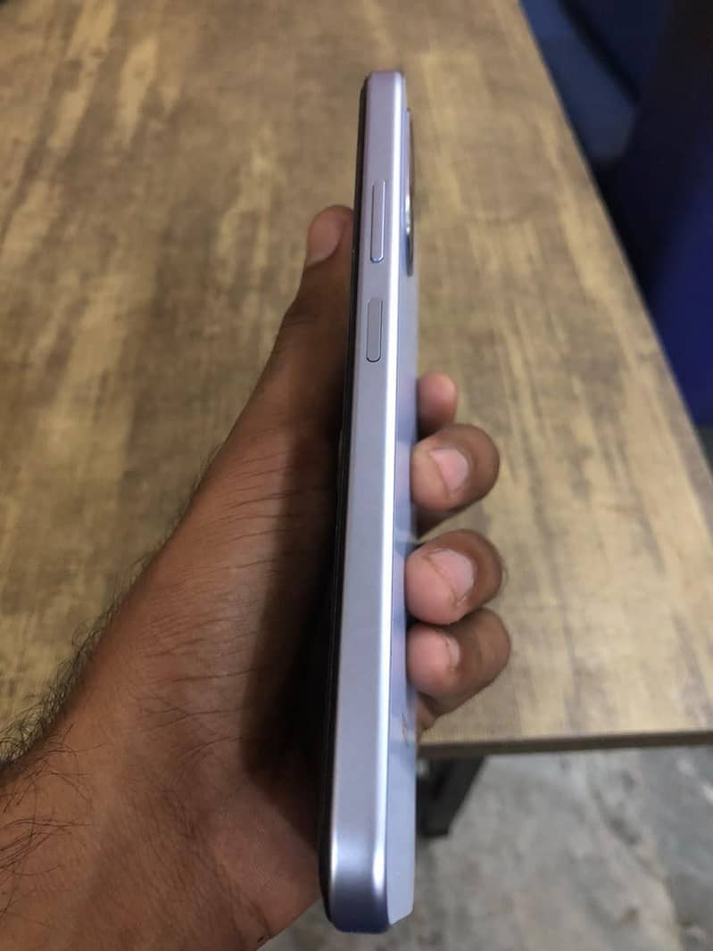 OPPO A6k 5