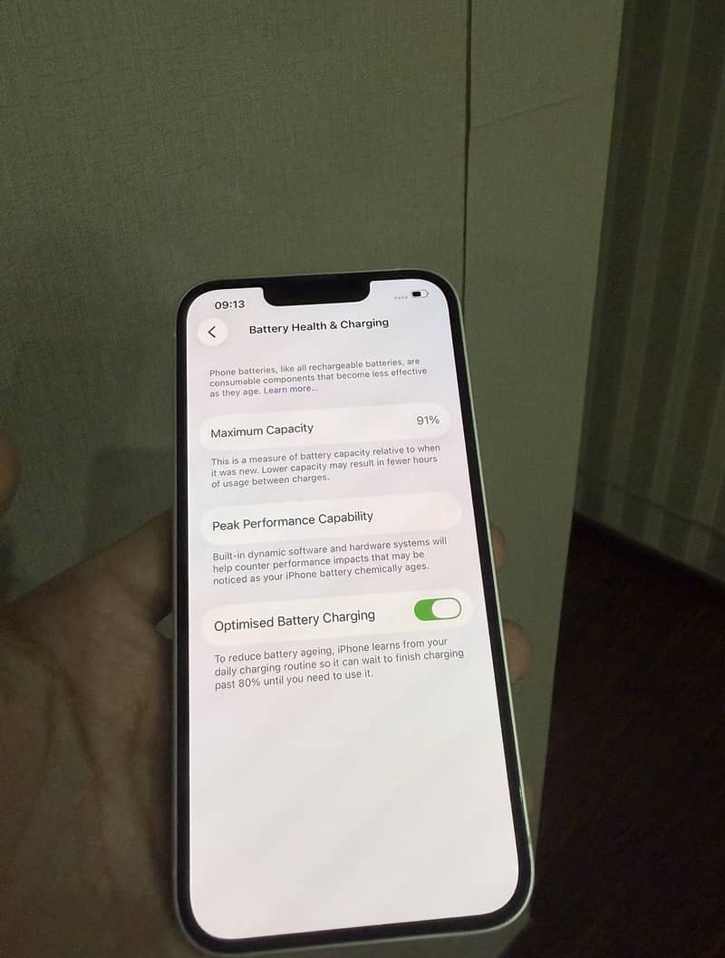 Apple iPhone 13 2