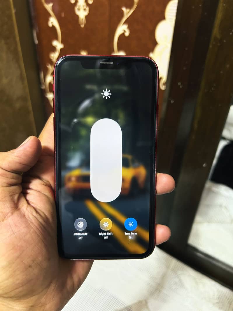 Apple iPhone 11 3