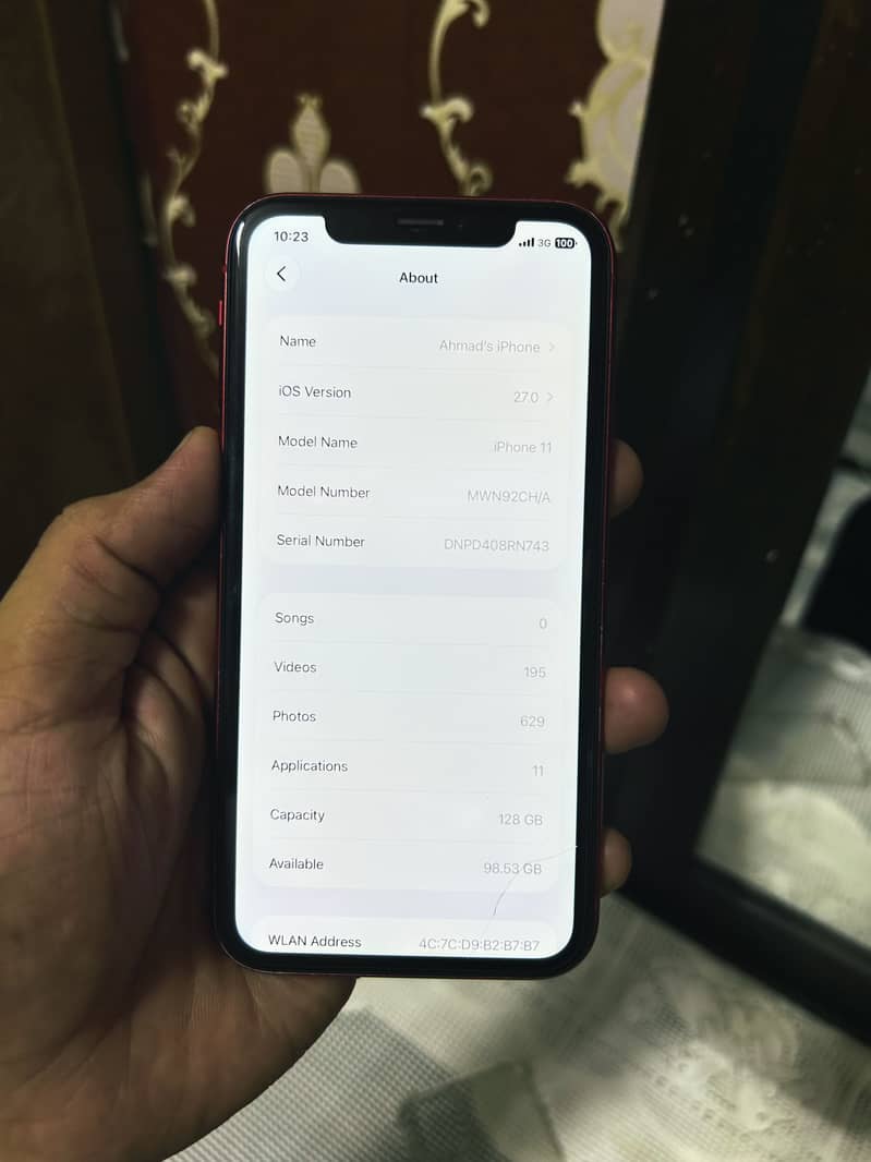 Apple iPhone 11 4
