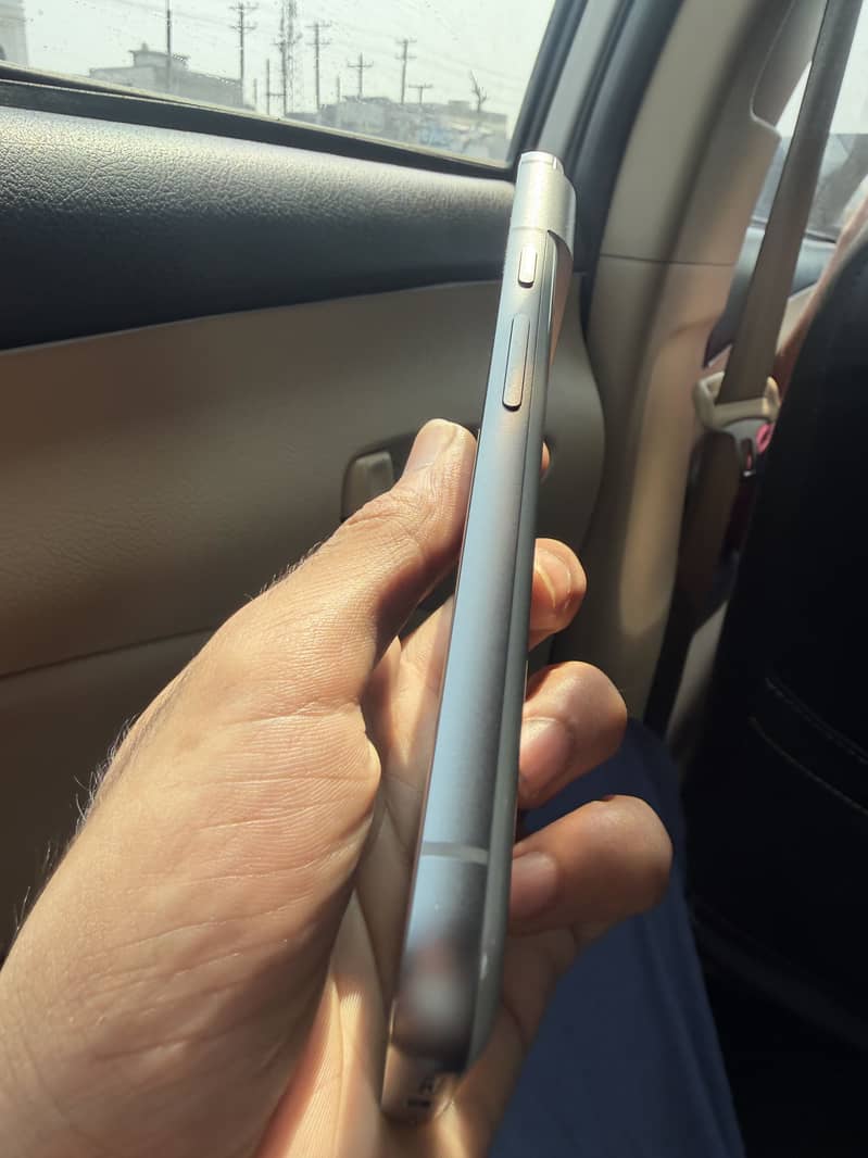 Google pixel 8 1