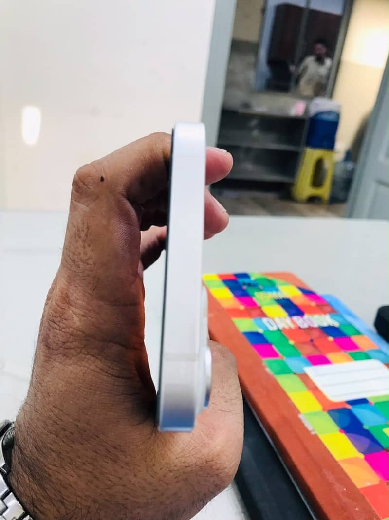 Apple iPhone 14 plus 5