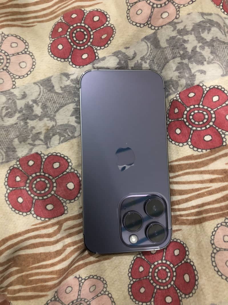Apple iPhone 14 Pro 2