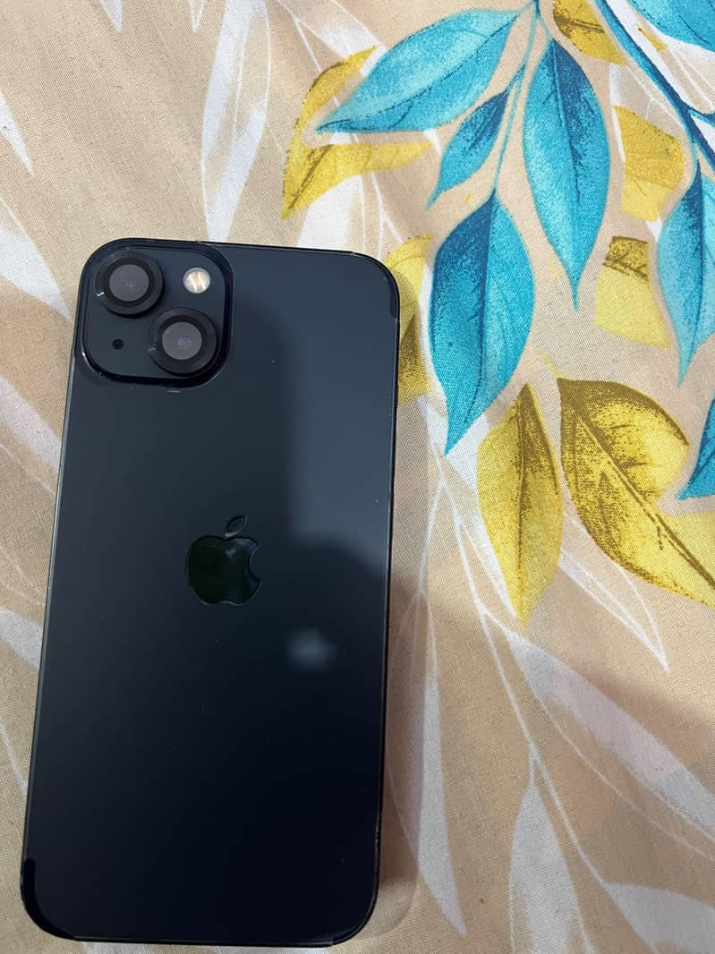 Apple iPhone 13 0