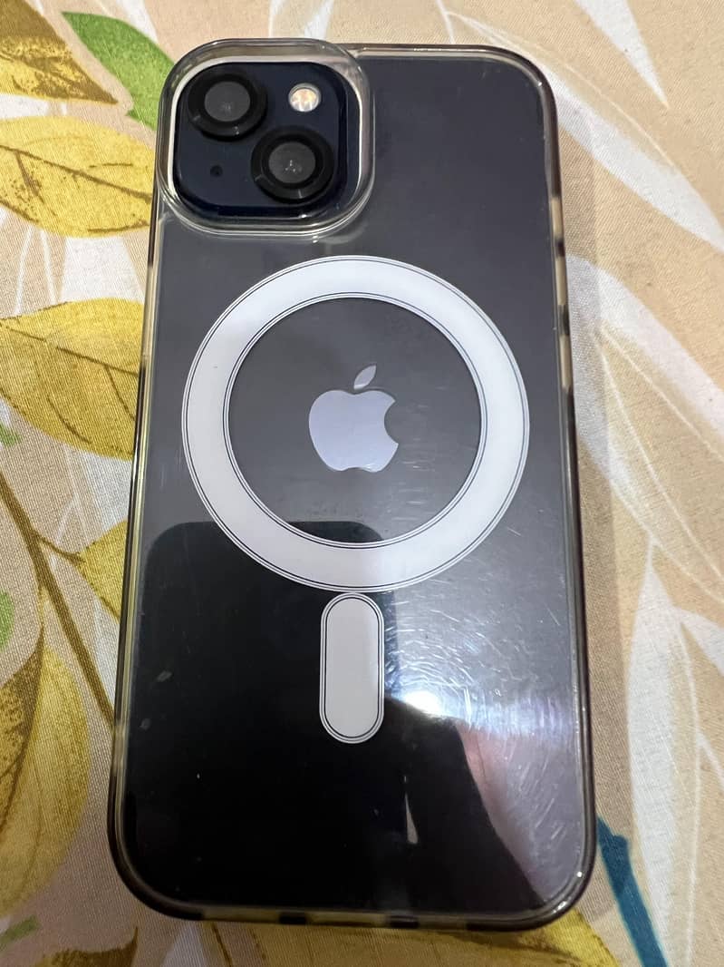 Apple iPhone 13 4