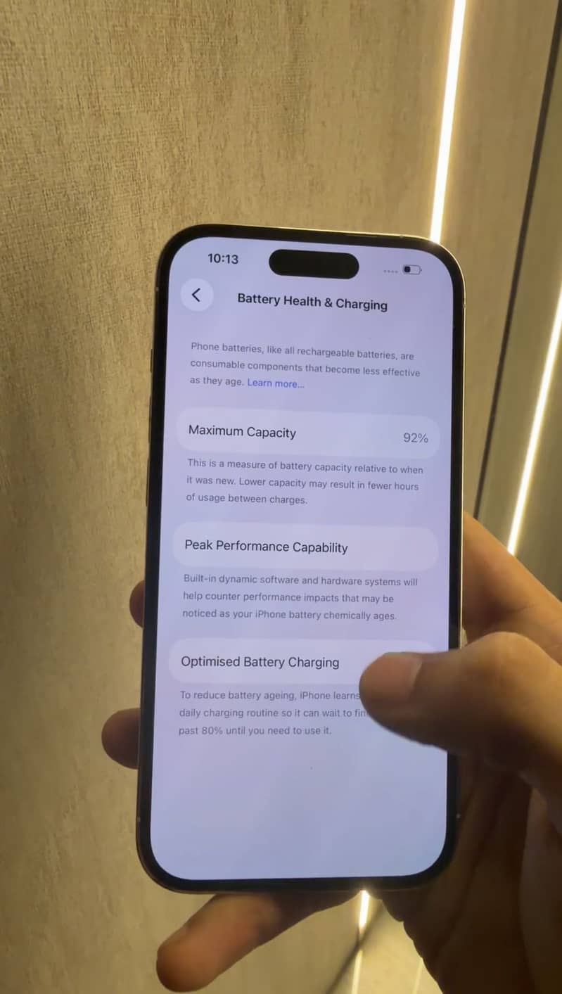 Apple iPhone 14 Pro 2