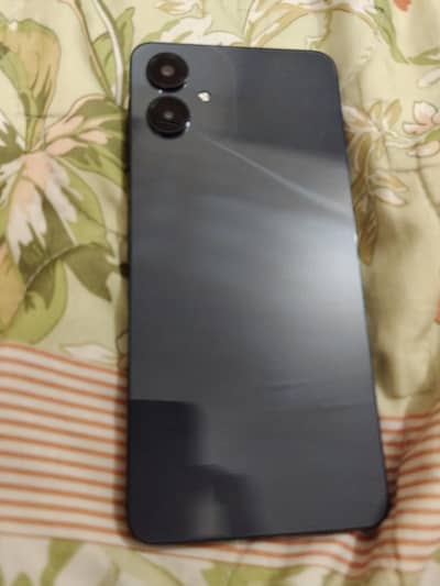 Samsung Mobile A06 ( 4/64)
