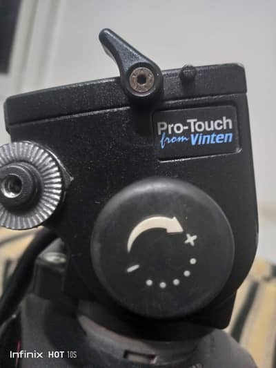 profetional heavy duty tripod