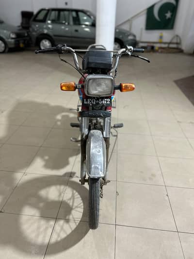 Dhoom 70cc