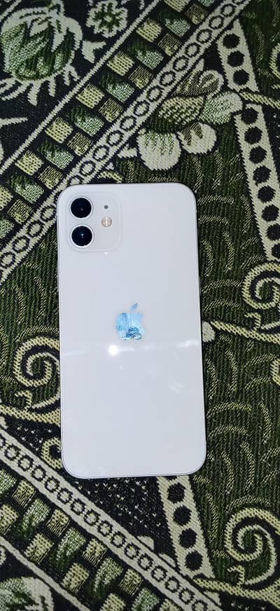 Apple iPhone 12