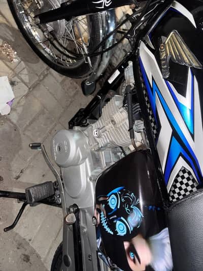 Honda 125 2022 model condition 10/9 red colour
