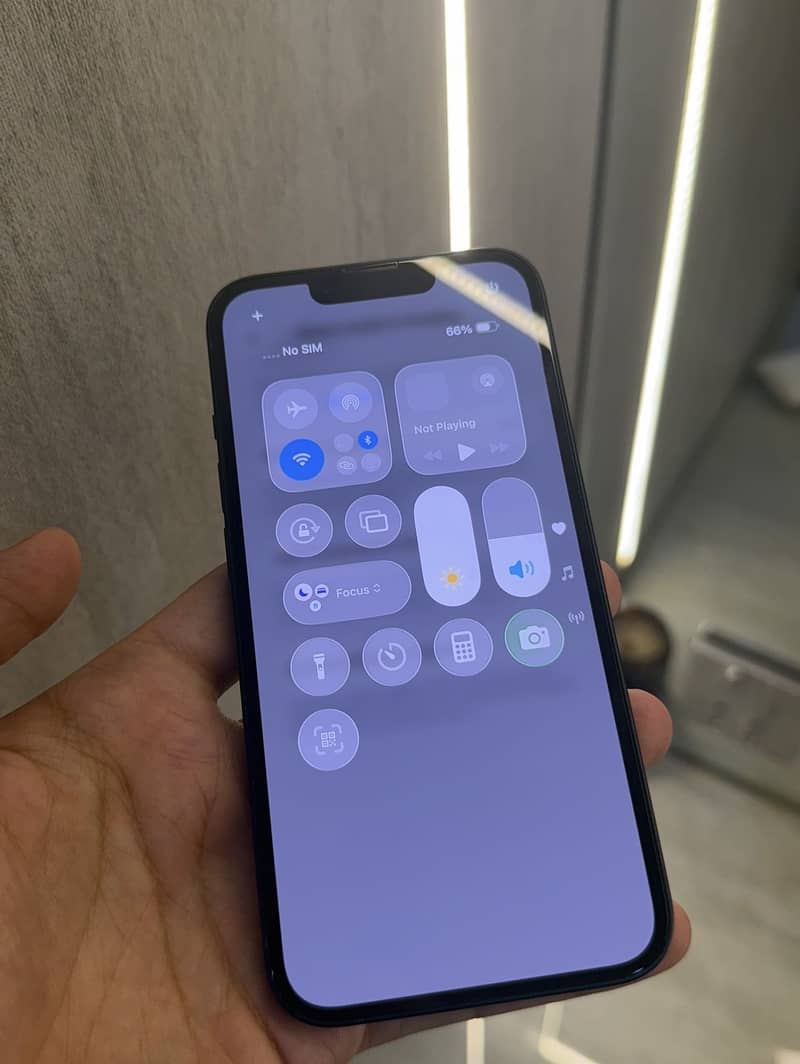 Apple iPhone 13 2