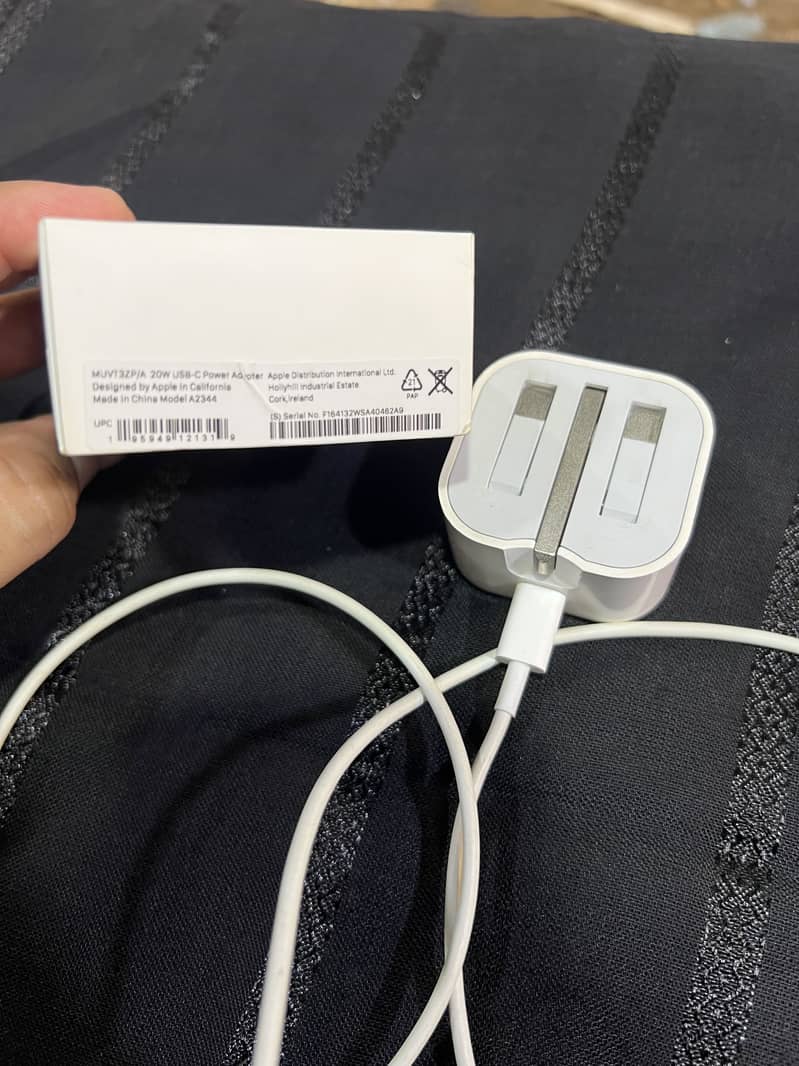 Apple iPhone 13 Pro 4