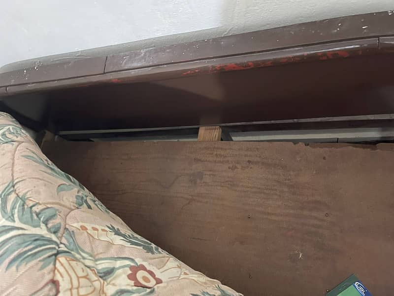 Single bed 3