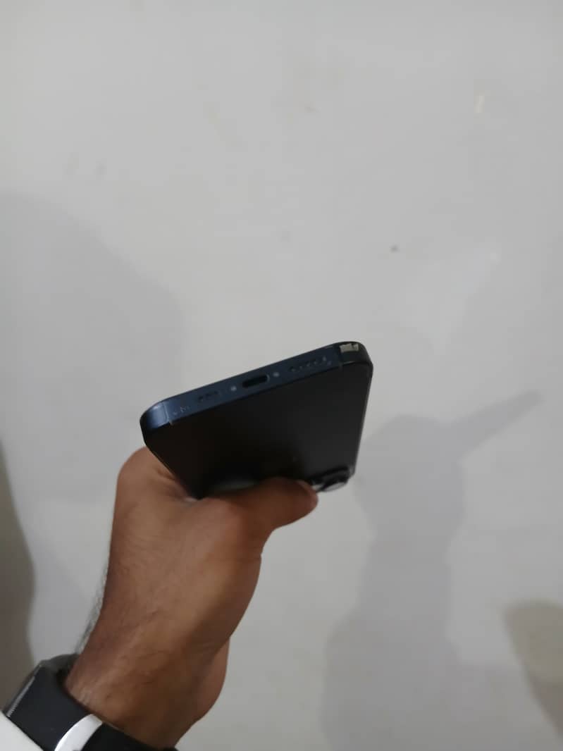 iPhone 13 simple Jv 5
